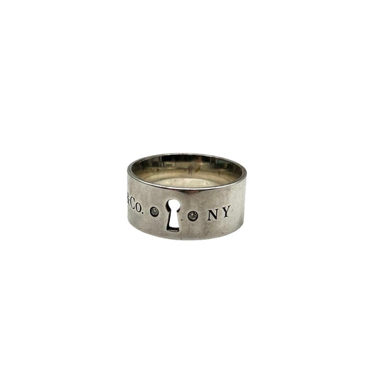 Anillo Tiffany & Co Keyhole Lock T.7.5