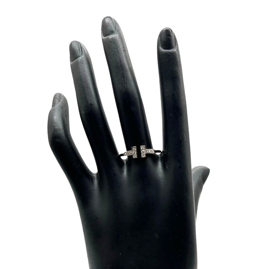 Anillo Tiffany & Co T Wire T.10
