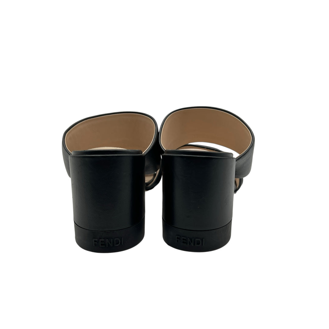 Sandalias Fendi  T.39