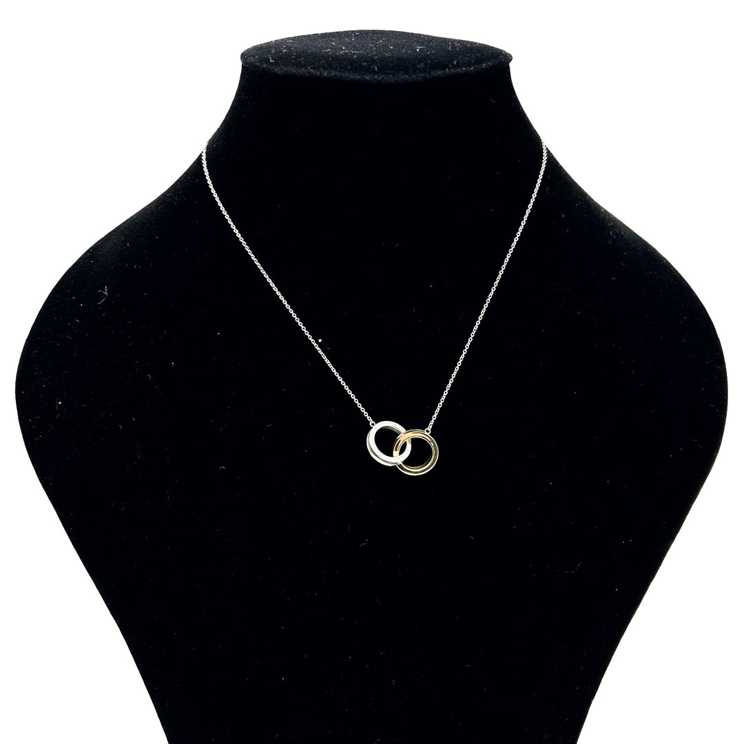 Collar Tiffany & co 1837 Interlocking