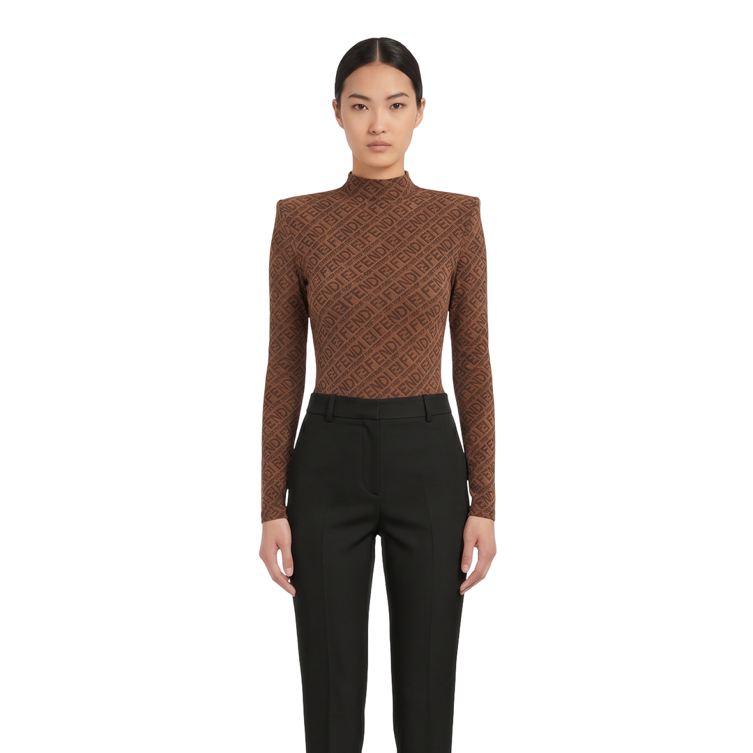 Top Fendi x Skims T.M