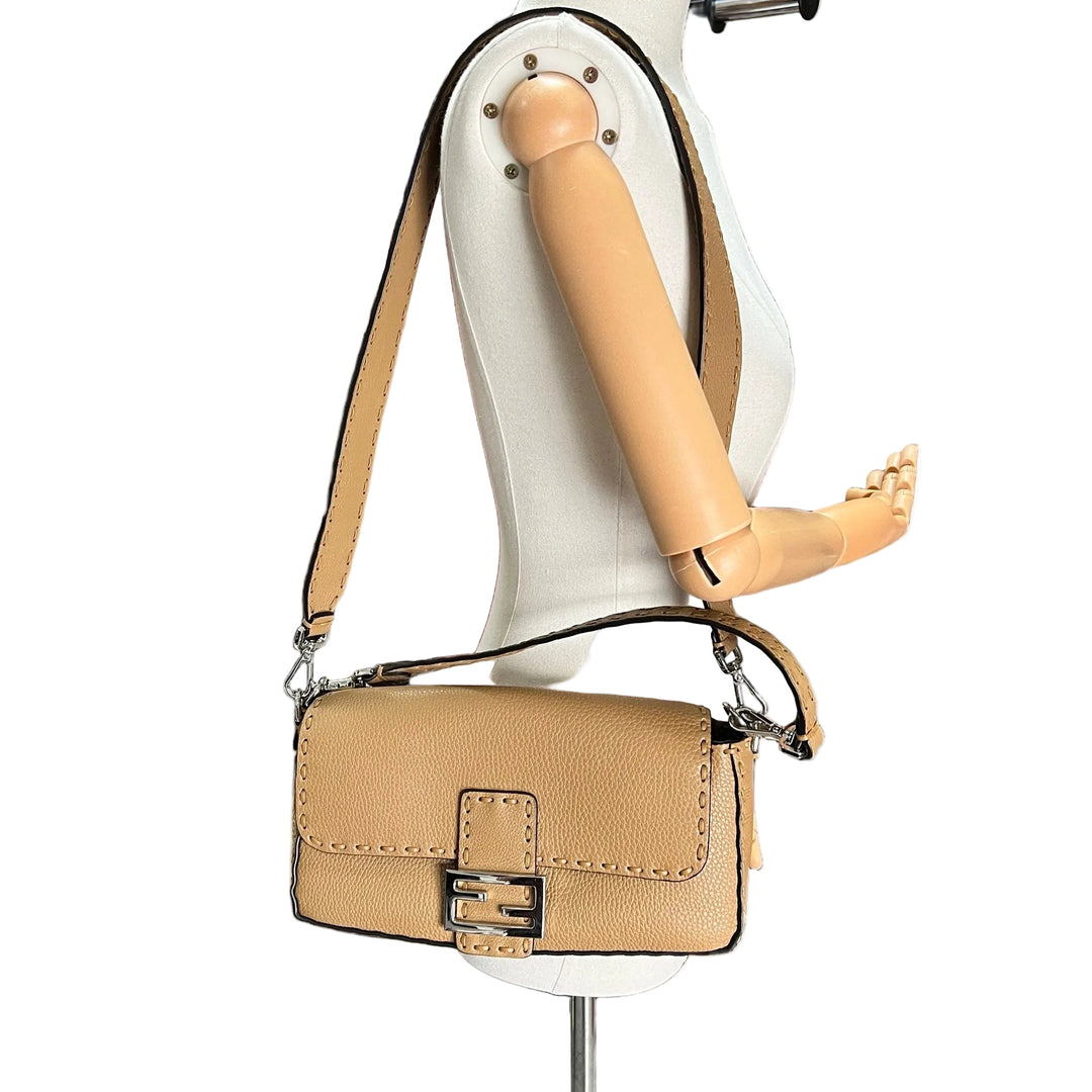 Bolsa Fendi Baguette