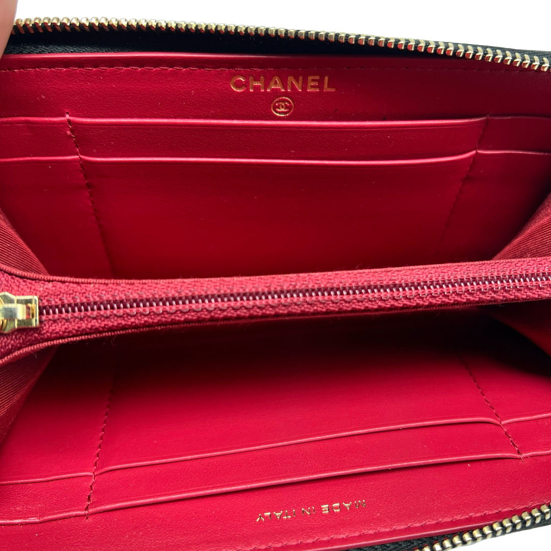 Cartera Chanel 19