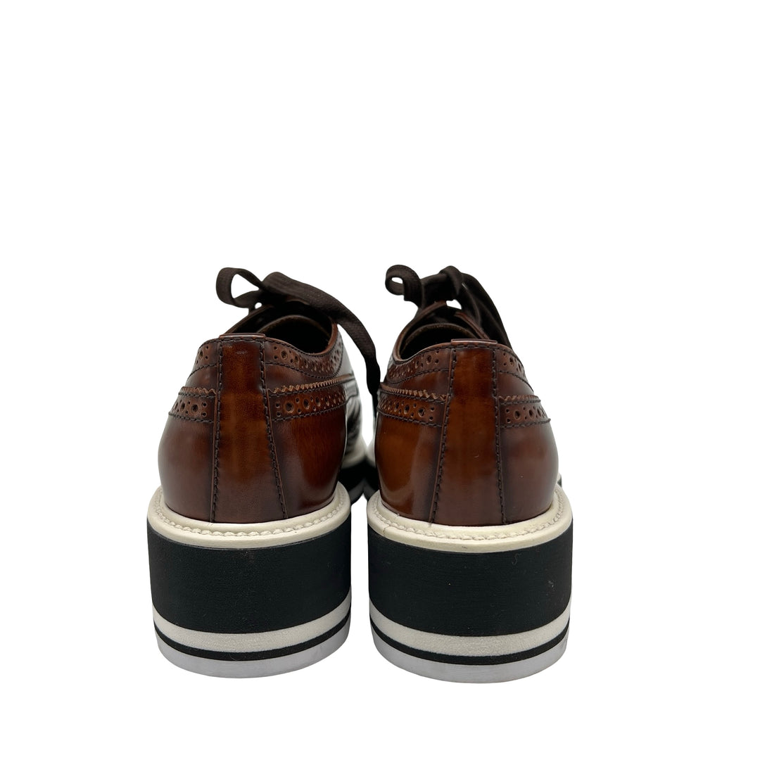 Zapatos Prada Oxford T.35.5