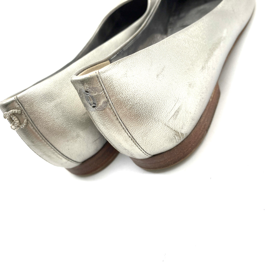 Flats Chanel T.36