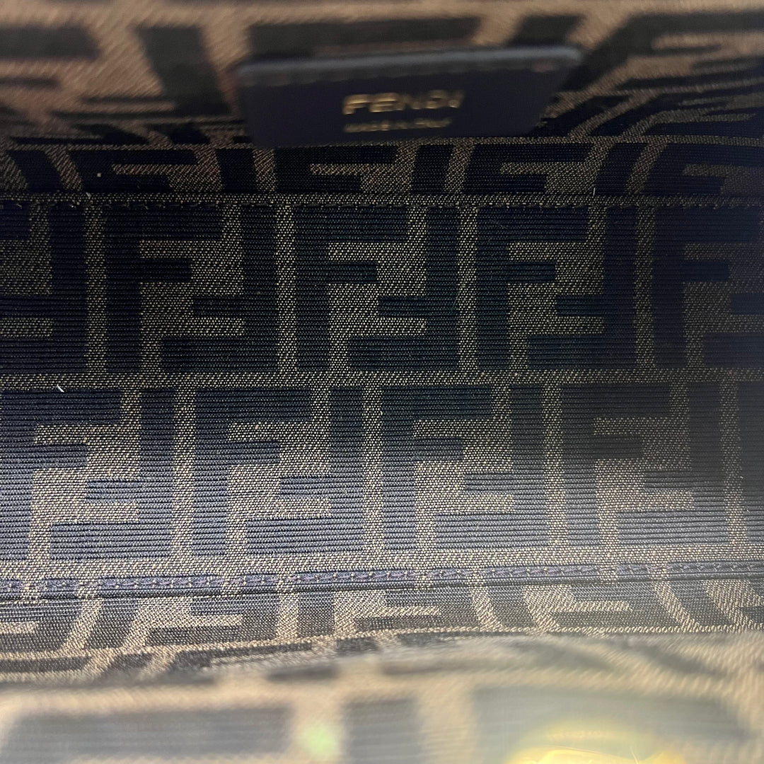 Bolsa Fendi First Pequeña