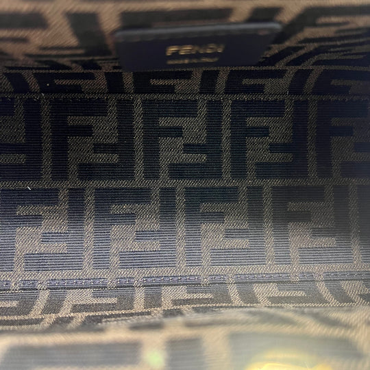 Bolsa Fendi First Pequeña