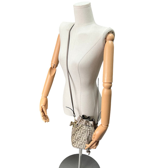 Bolsa Fendi Mon Tresor Mini