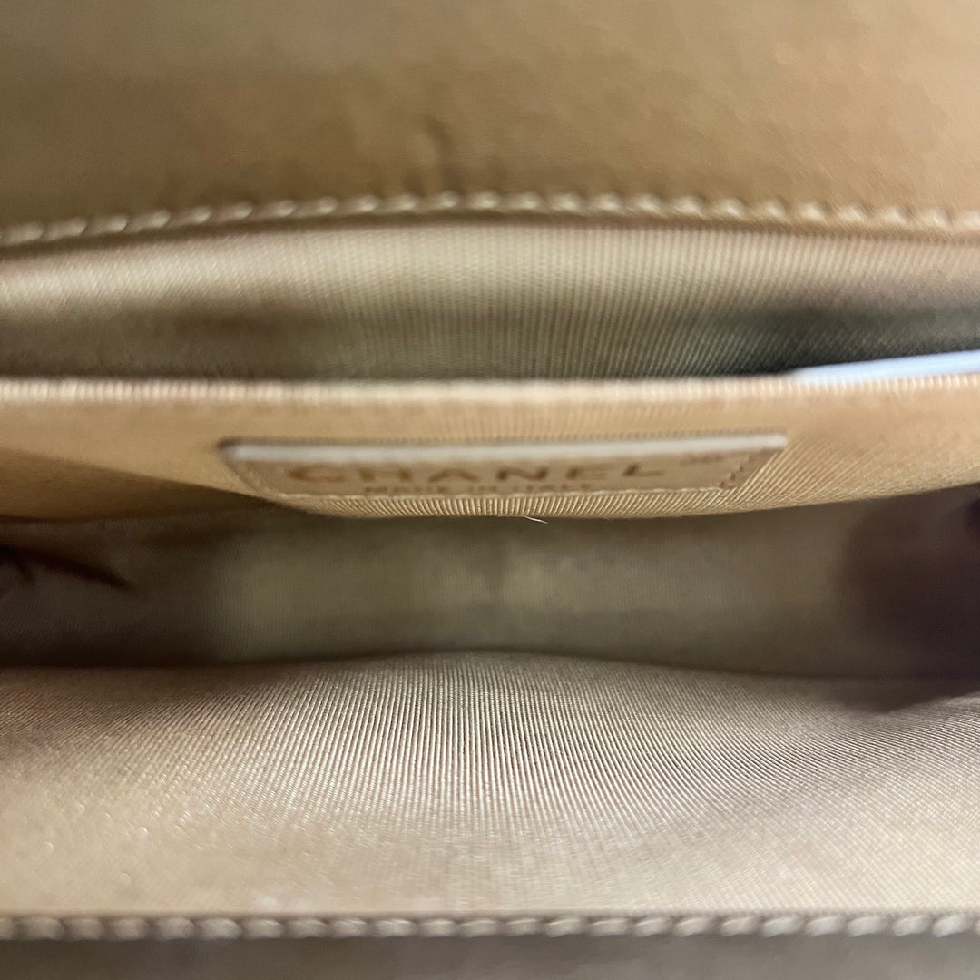 Bolsa Chanel Boy Mediana
