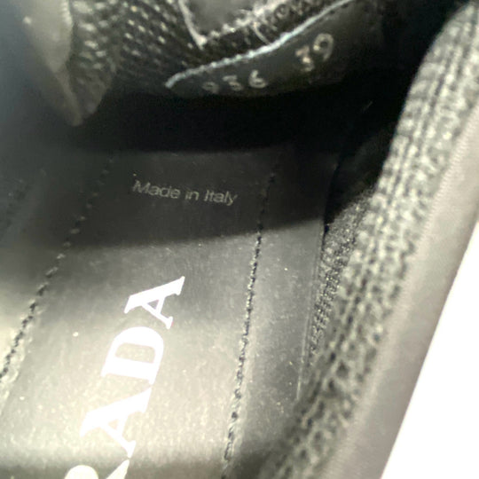 Tenis Prada T.39