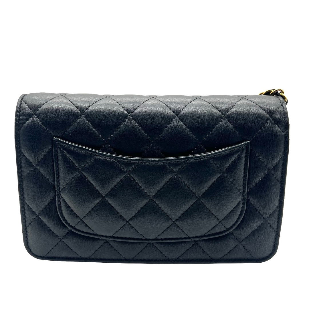 WOC Chanel