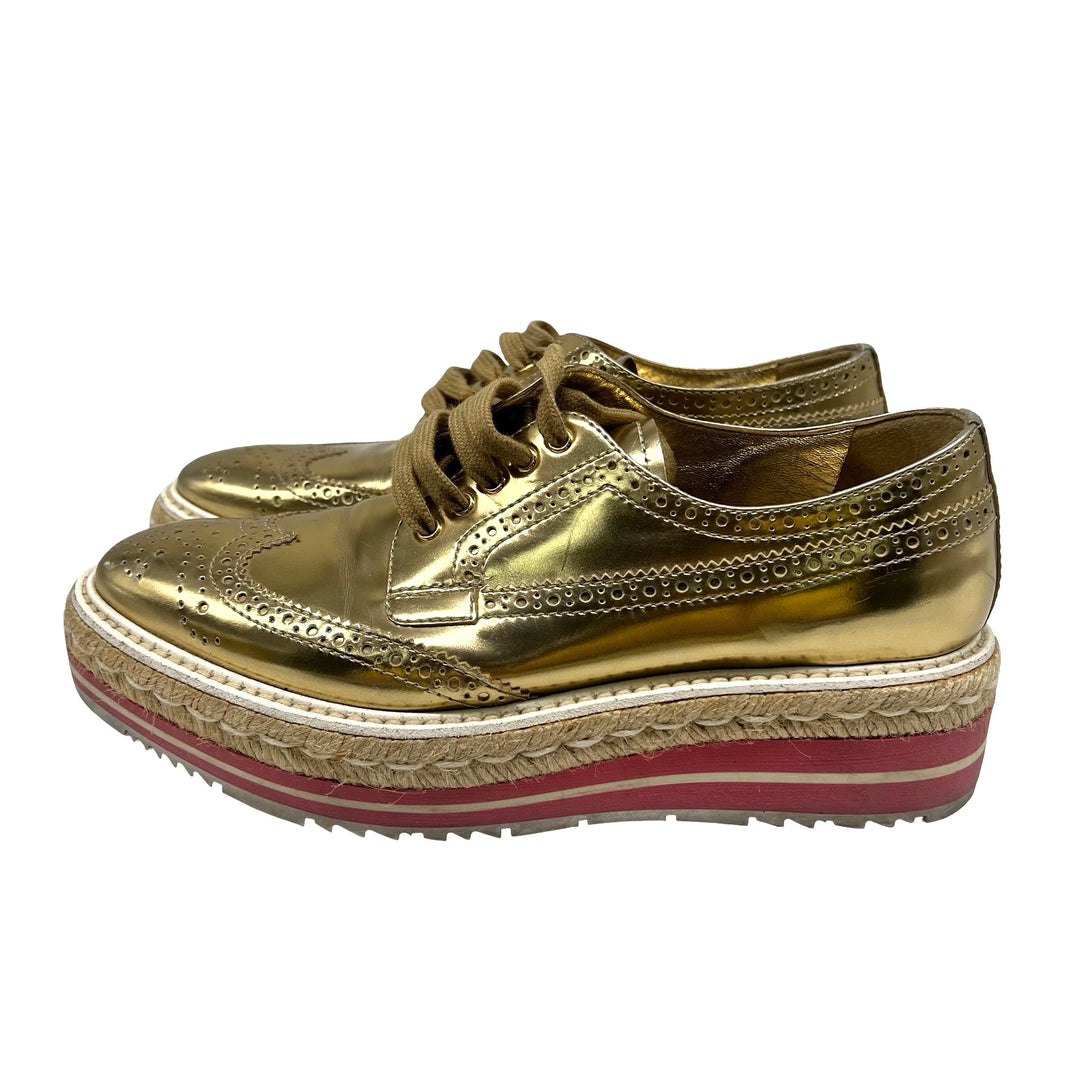 Zapatos Prada T.37.5