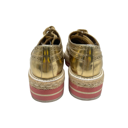 Zapatos Prada T.37.5