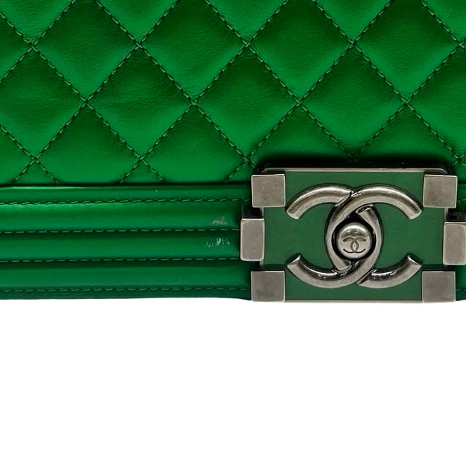 Bolsa Chanel Boy New Medium