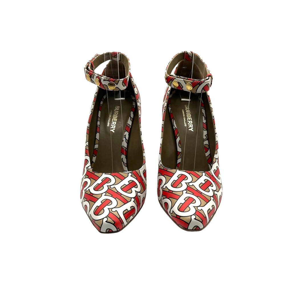 Pumps Burberry T.38