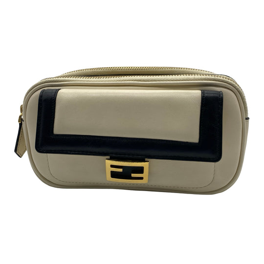 Bolsa Fendi Easy 2 Baguette Mini