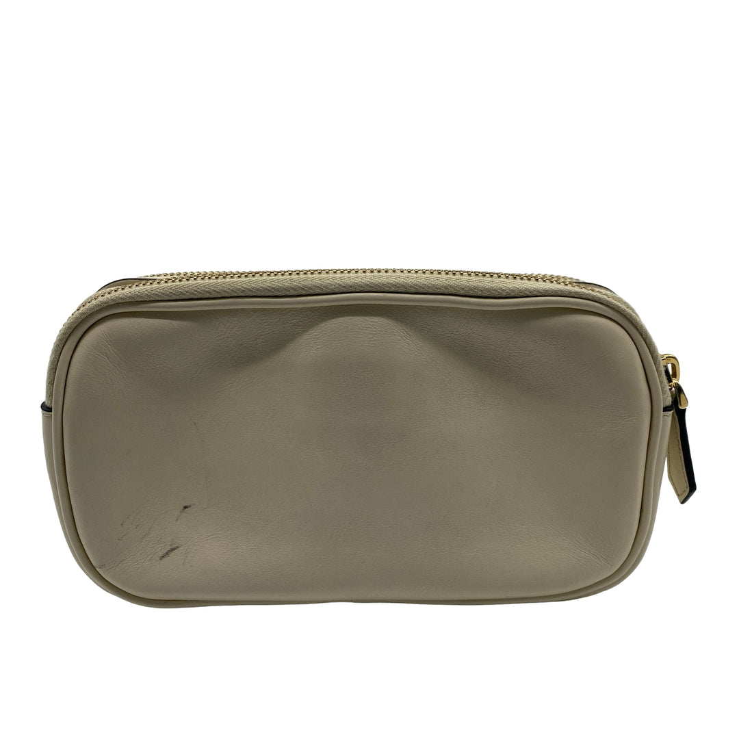 Bolsa Fendi Easy 2 Baguette Mini