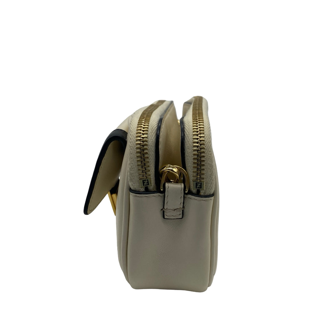 Bolsa Fendi Easy 2 Baguette Mini