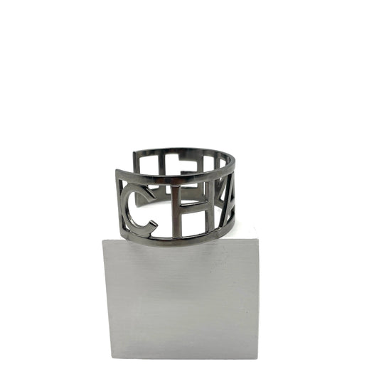 Pulsera Chanel Logo Cuff Bracelet T.S