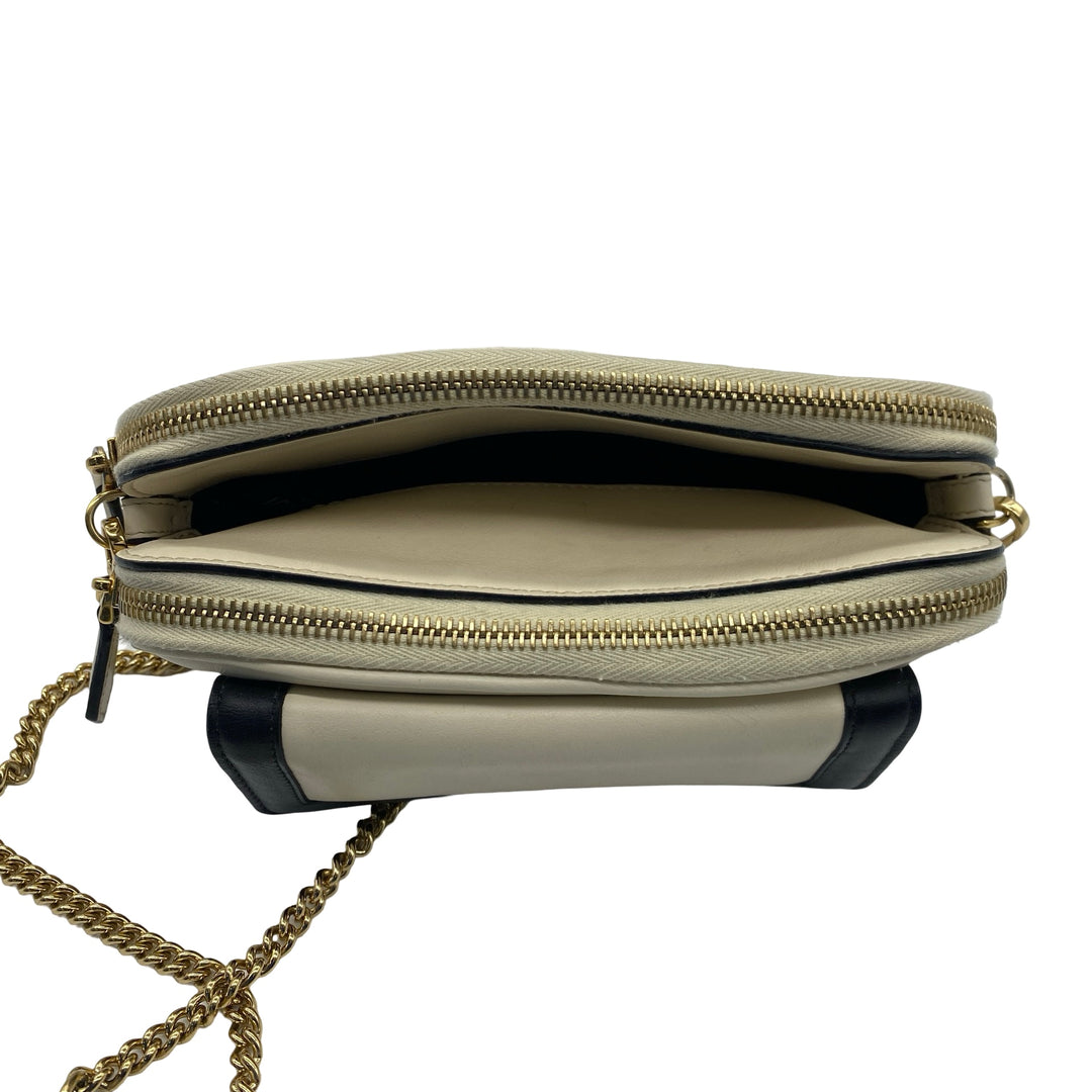 Bolsa Fendi Easy 2 Baguette Mini