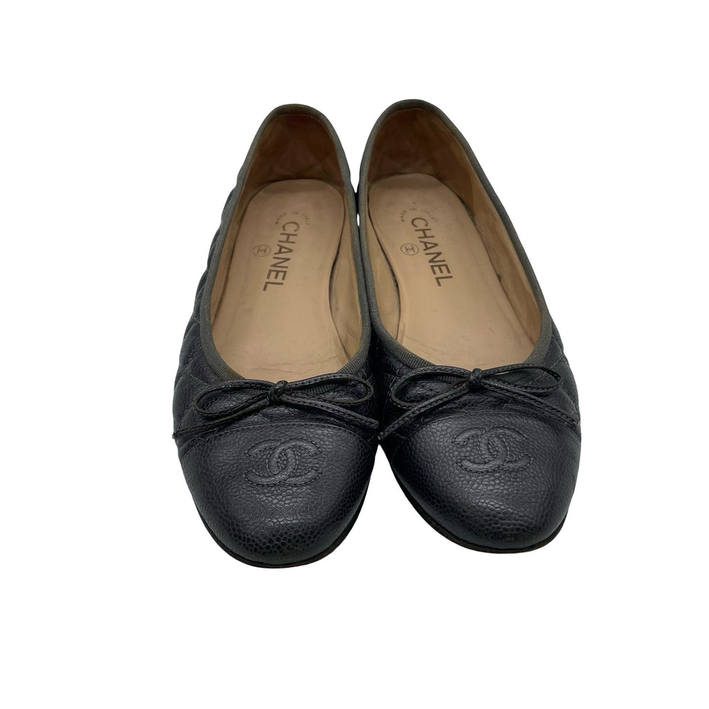 Flats Chanel T.38