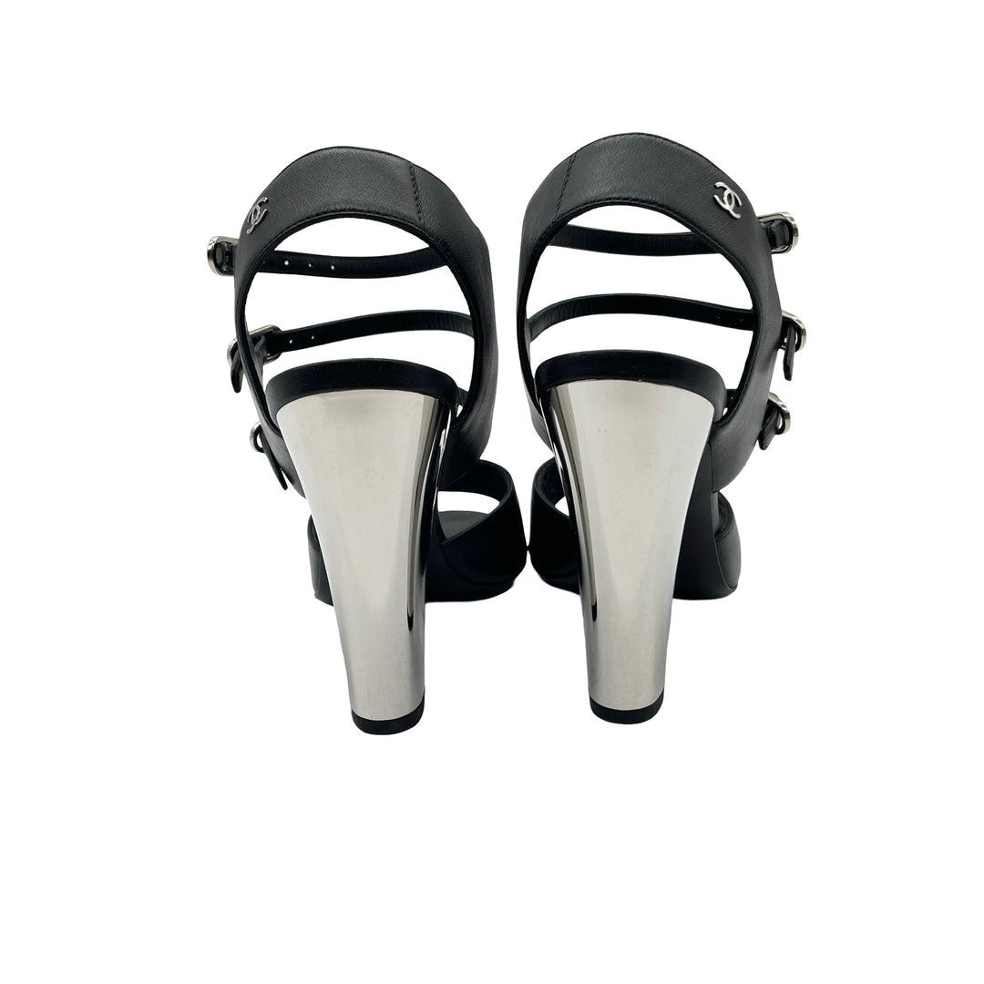 Sandalias Chanel Strappy Buckle T.36.5