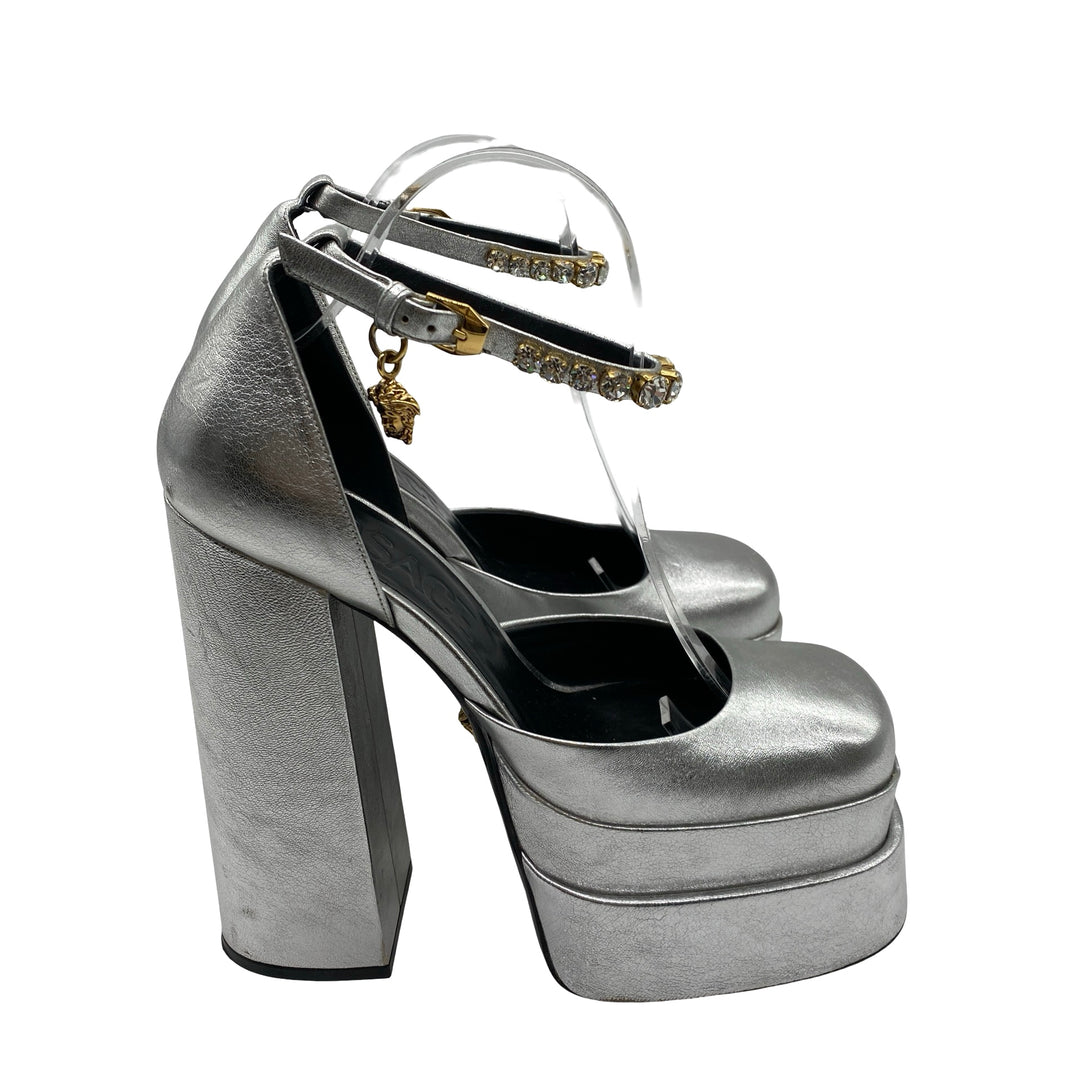 Pumps Versace Aevitas T.40